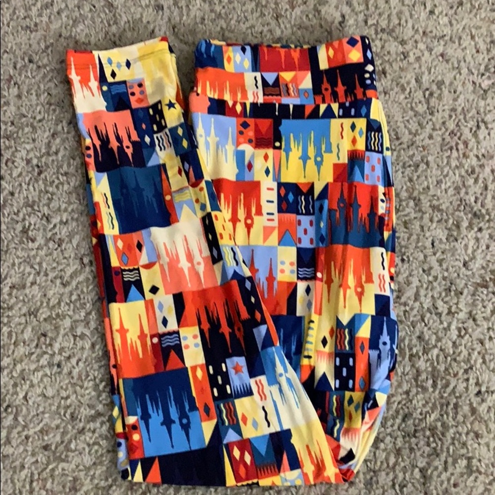 Lularoe Disney castles leggings tall and curvy
